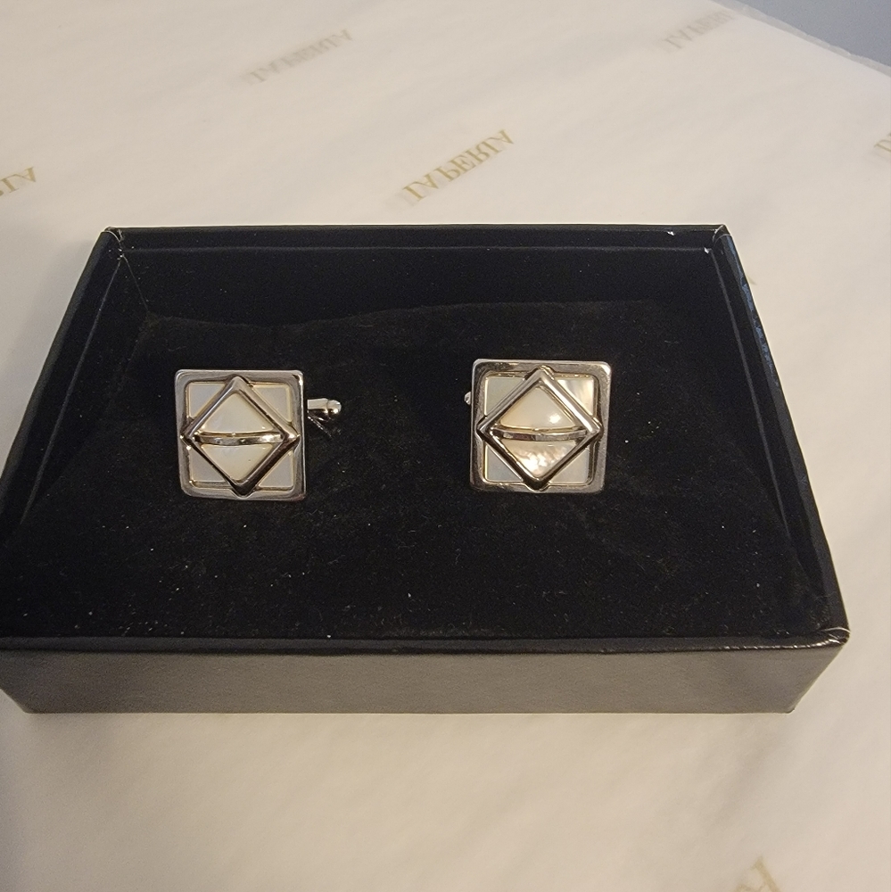 La Perla men's silver square cuff links with mother of pearl geometrical details